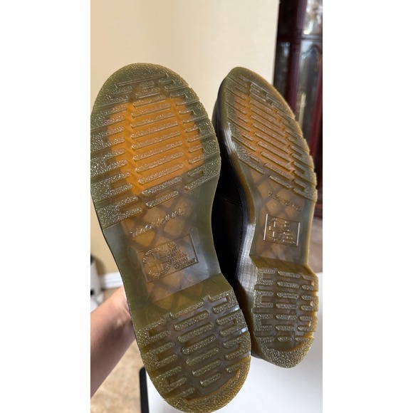 DR MARTENS 2976 SMOOTH LEATHER PLATFORM CHELSEA BLACK BOOTS SIZE 8 MENS/WOMENS 9 - Picture 2 of 7